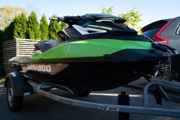 840798-9 Jet ski SEA-DOO GTR-X 230 - 2017 - 46h