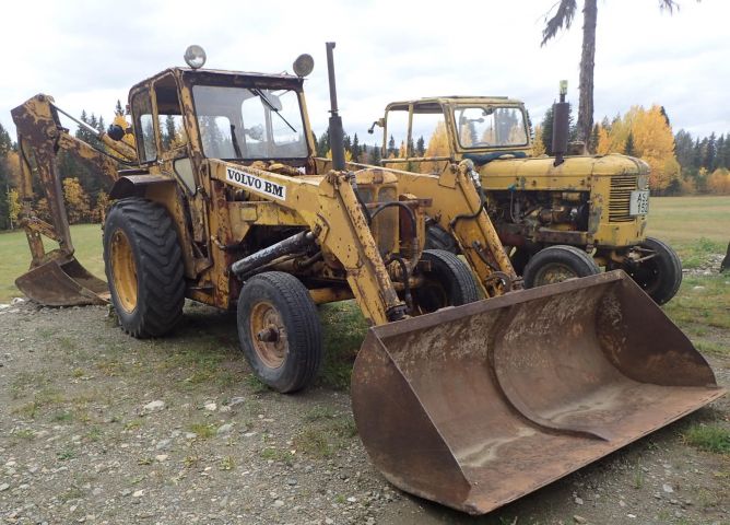 751924-1 Traktorgrävare Volvo GM410