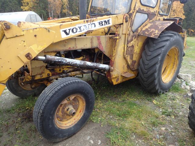 751924-4 Traktorgrävare Volvo GM410