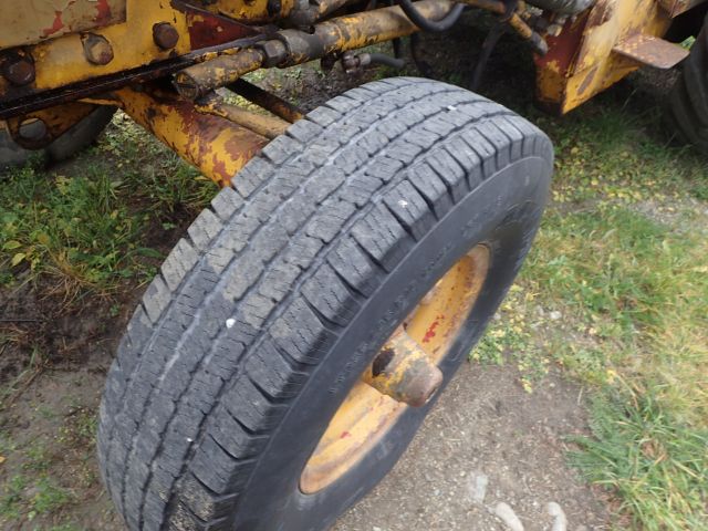 751924-5 Traktorgrävare Volvo GM410