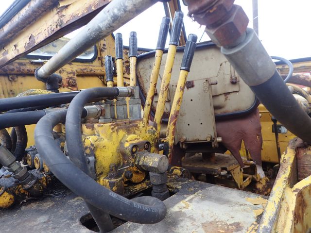 751924-16 Traktorgrävare Volvo GM410