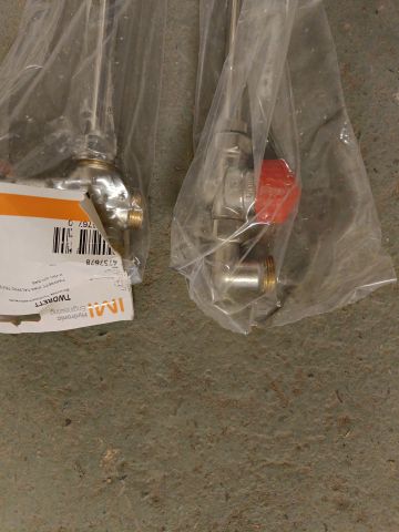 825753-8 Two waterborne elements Korado Radik VKU Type 21 (400x900mm)