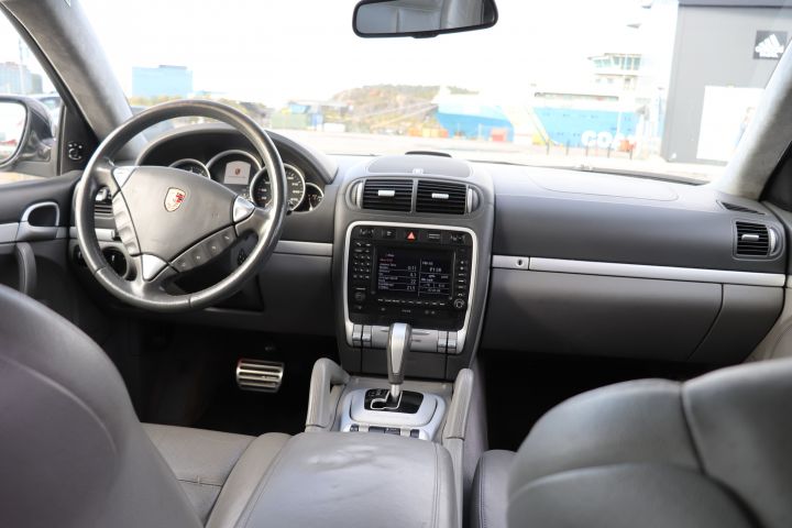 840852-10 Porsche Cayenne Turbo TipTronic S, 450hp, 2005