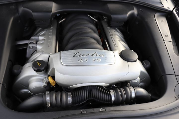 840852-26 Porsche Cayenne Turbo TipTronic S, 450hp, 2005
