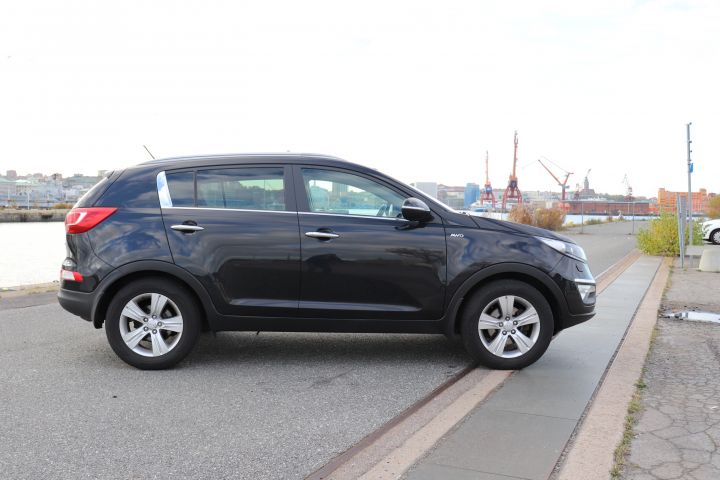 840853-6 Kia Sportage 2.0 CRDi AWD Automatic, 184hp, 2013 (17788mil)