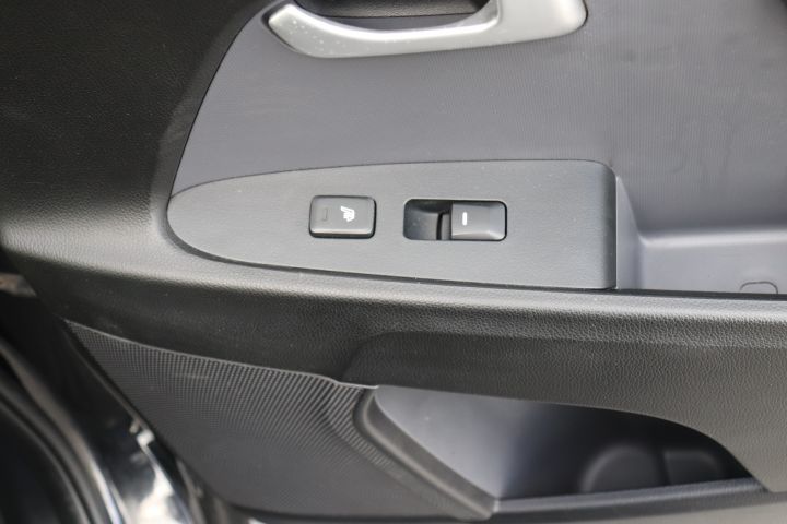 840853-11 Kia Sportage 2.0 CRDi AWD Automatic, 184hp, 2013 (17788mil)