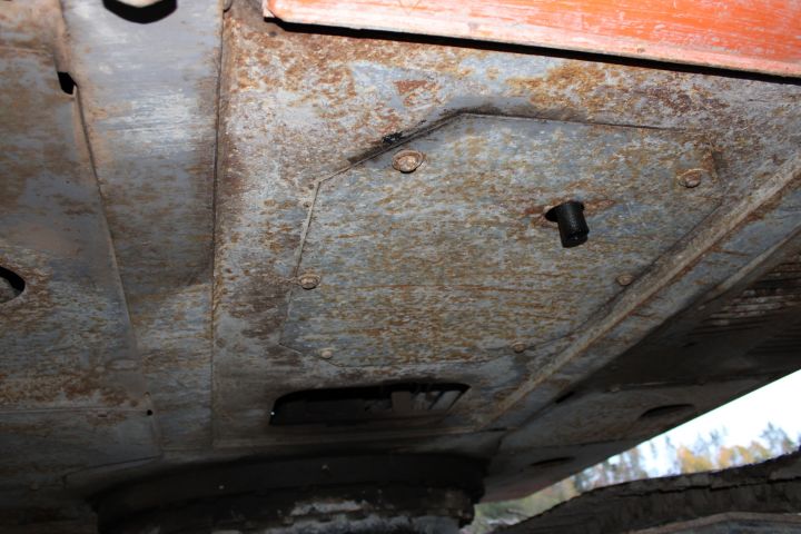 759111-24 Track excavator Hitachi ZX210 (14704h) -06