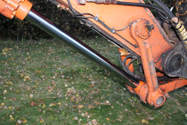 759111-37 Track excavator Hitachi ZX210 (14704h) -06