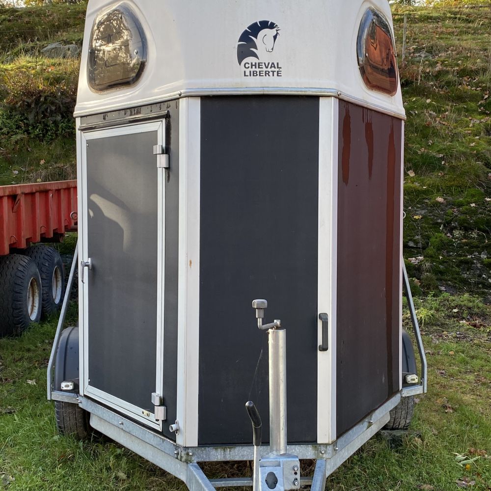 835635-1 Horse transport CHEVAL LIBERTE 2002XL, 2012