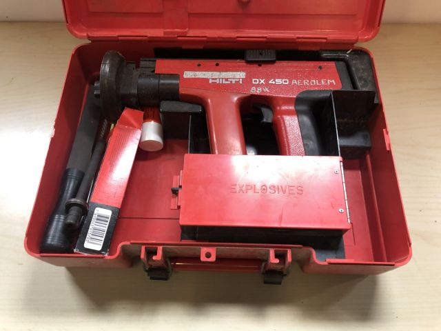 841130-1 1st Bolt pistol Hilti DX 450