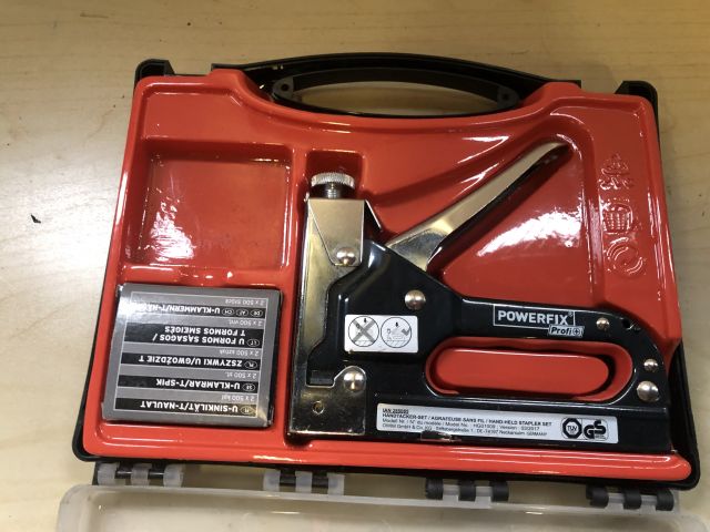 841143-2 6 Staplers & 1st Stapler