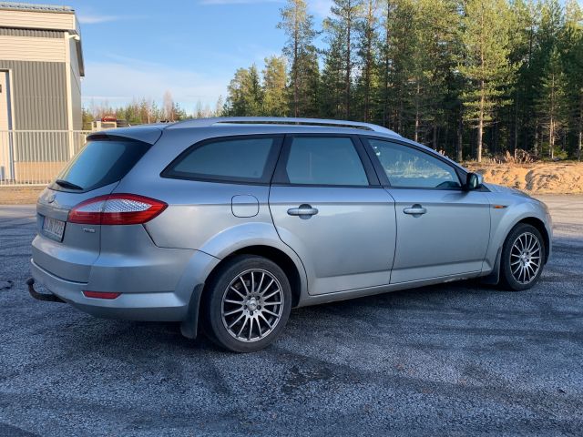 809360-5 Ford Mondeo Kombi 2.0 TDCi -2008 (140hp, 323585km)