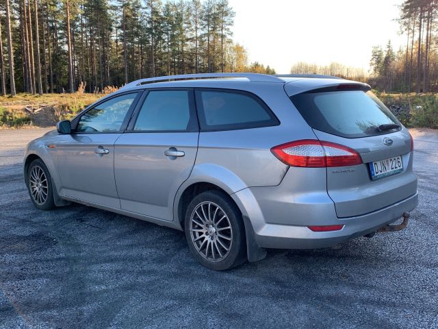 809360-7 Ford Mondeo Kombi 2.0 TDCi -2008 (140hp, 323585km)