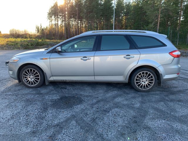 809360-8 Ford Mondeo Kombi 2.0 TDCi -2008 (140hp, 323585km)
