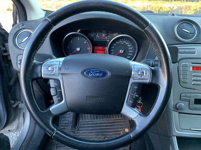 809360-22 Ford Mondeo Kombi 2.0 TDCi -2008 (140hp, 323585km)