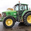 830830-4 Tractor John deere 6920S Premium Year: 2005 + Sweeper Broddway Wasa 300