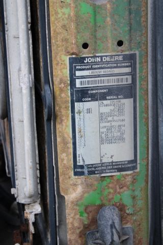 830830-23 Tractor John deere 6920S Premium Year: 2005 + Sweeper Broddway Wasa 300