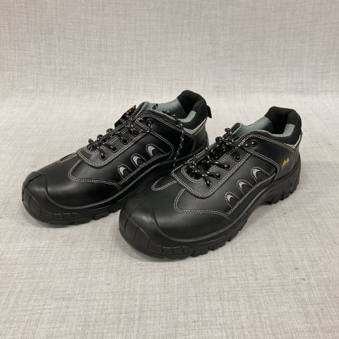 840356-1 Safety shoes Båstad Industri AB Miami monitor p.38