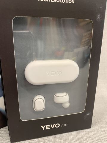 842257-5 Yevo Air True Wireless Earphones - White - Free Shipping