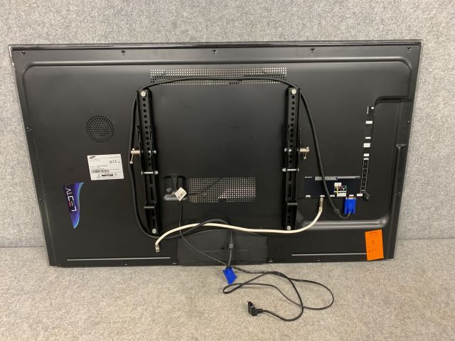 747600-9 Samsung TV 46 "UE46C5100 incl. Remote control