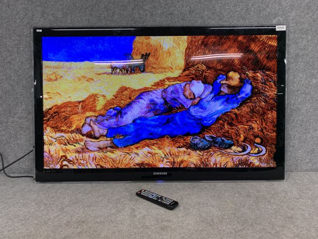 747601-1 TV 55" Samsung UE55B7070WW Fjärrkontroll