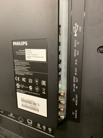 747607-8 TV Philips 42 "BDL4220QL