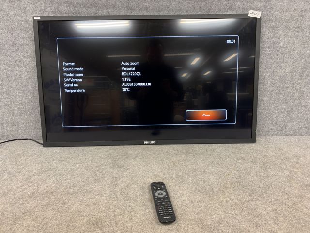 747607-11 TV Philips 42 "BDL4220QL