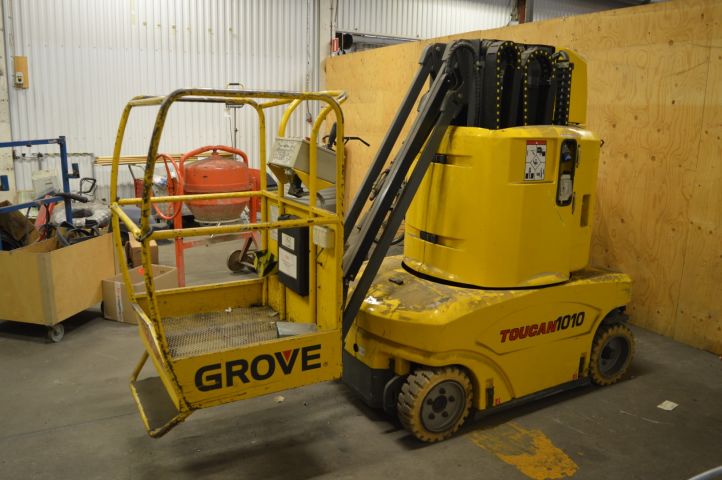 779277-2 Bomlift Grove Toucan 1010