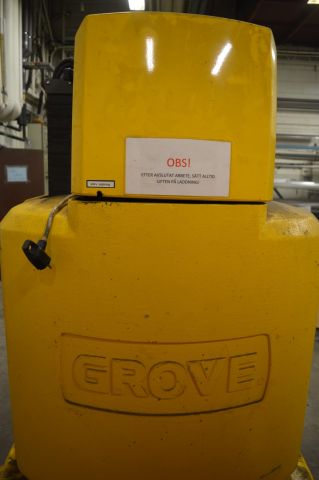 779277-16 Bomlift Grove Toucan 1010