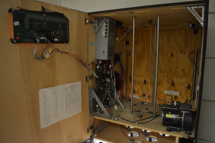 779287-16 Pro Striker Bowling approx. 5.7 meters -1996