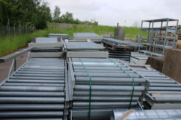 842880-6 Lutande rullbanor för genomloppsställ - Olika storlekar ca 110 st