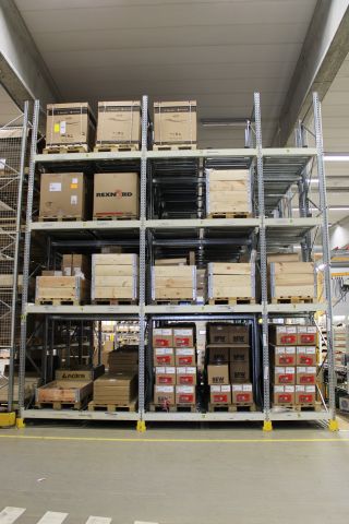 842880-12 Lutande rullbanor för genomloppsställ - Olika storlekar ca 110 st