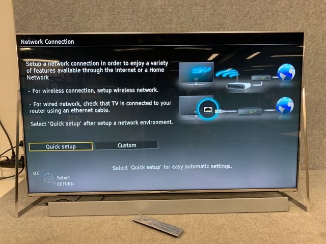 747631-8 Panasonic TX-58DX800 TV