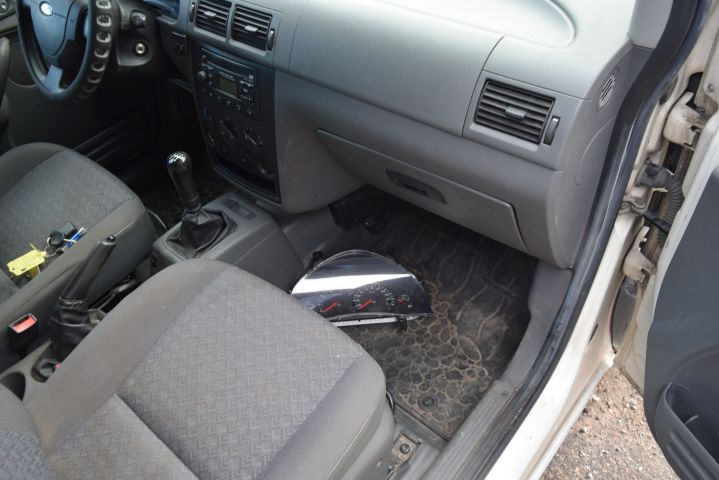 843670-49 Ford Transit Connect LWB 1.8 TDCi Manual, 90hp, 2006