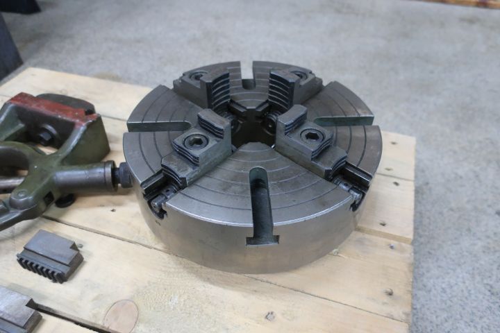 832967-17 Lathe, Weiler Matador model W, with various accessories