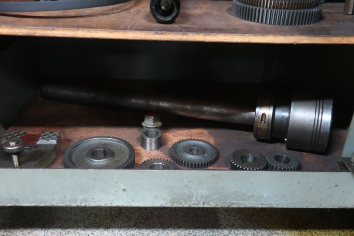 832967-30 Lathe, Weiler Matador model W, with various accessories