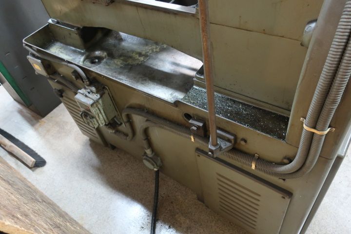 832967-36 Lathe, Weiler Matador model W, with various accessories