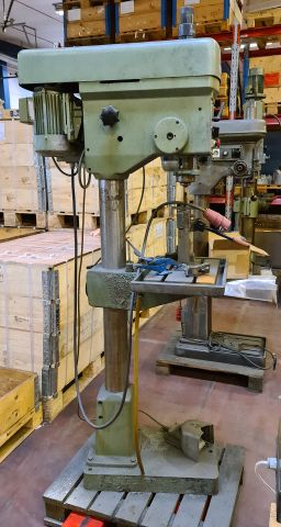 837326-2 IXION Column drilling machine with thread BS 23 GL