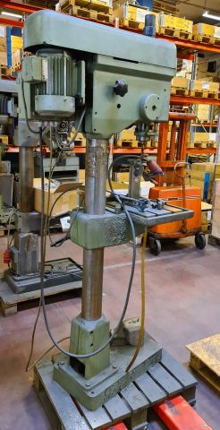 837326-4 IXION Column drilling machine with thread BS 23 GL