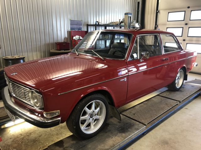 844208-7 Volvo 142 1970