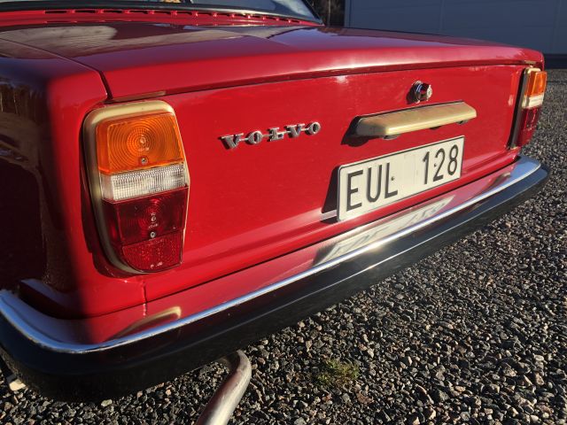 844208-12 Volvo 142 1970