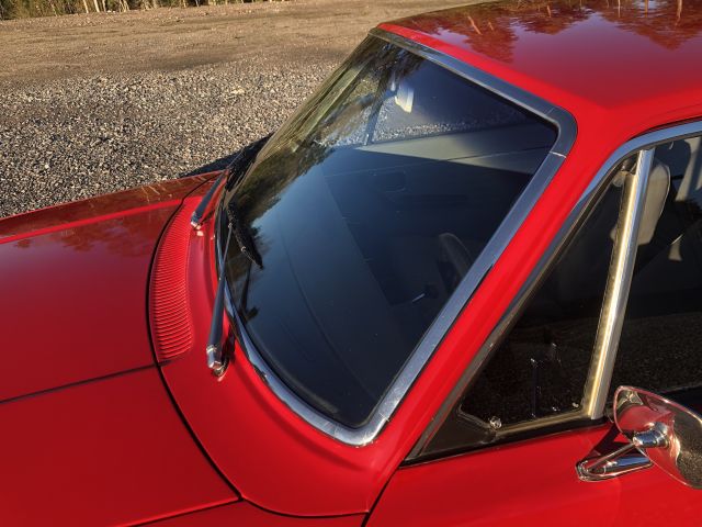 844208-19 Volvo 142 1970