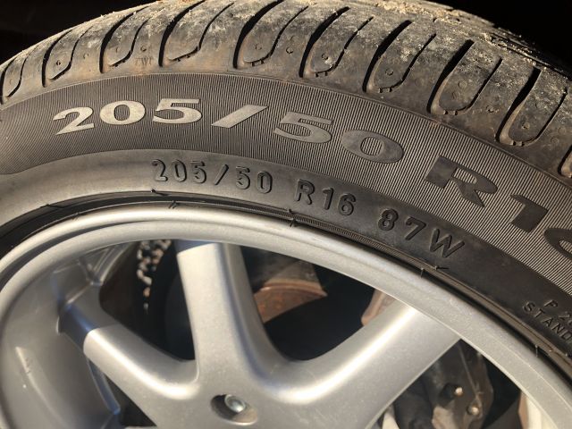 844208-26 Volvo 142 1970