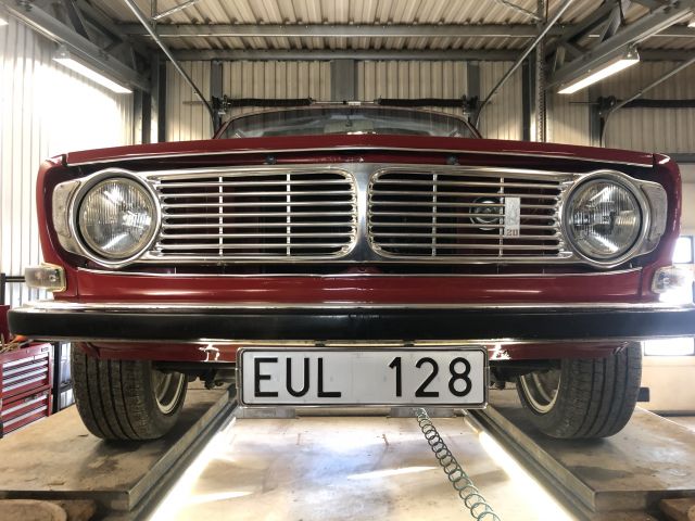 844208-43 Volvo 142 1970