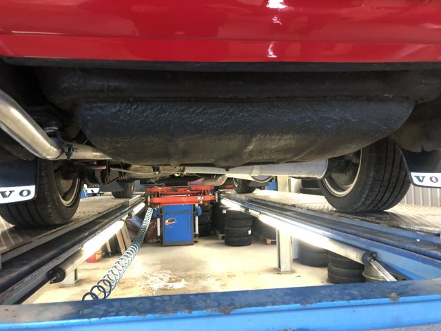 844208-49 Volvo 142 1970