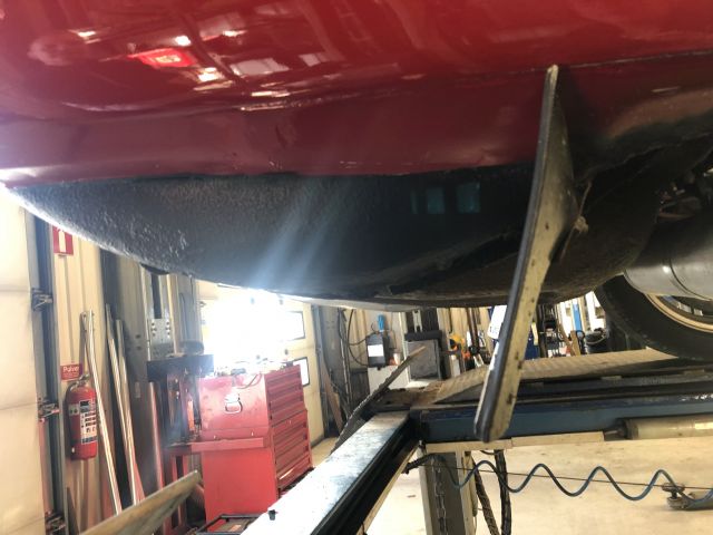 844208-50 Volvo 142 1970