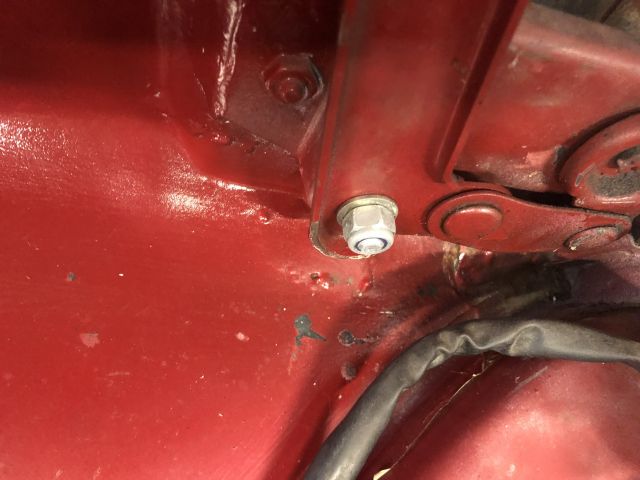 844208-77 Volvo 142 1970