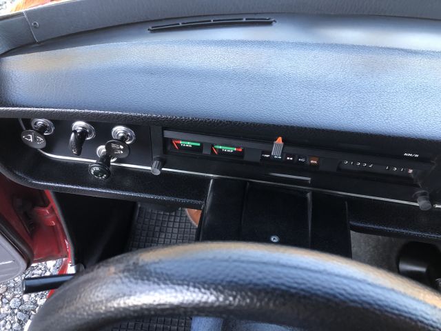 844208-100 Volvo 142 1970