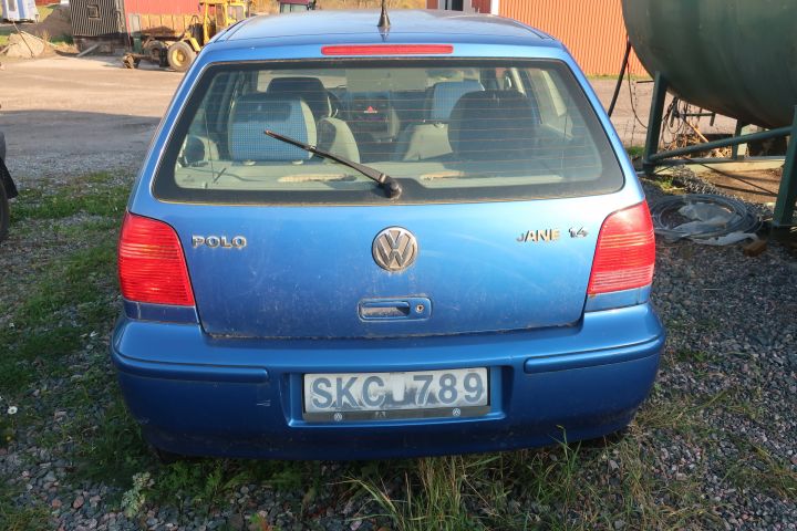 719739-7 Volkswagen Polo 5-door 1.4 Manual, 75hp, 2001 [renovation object]
