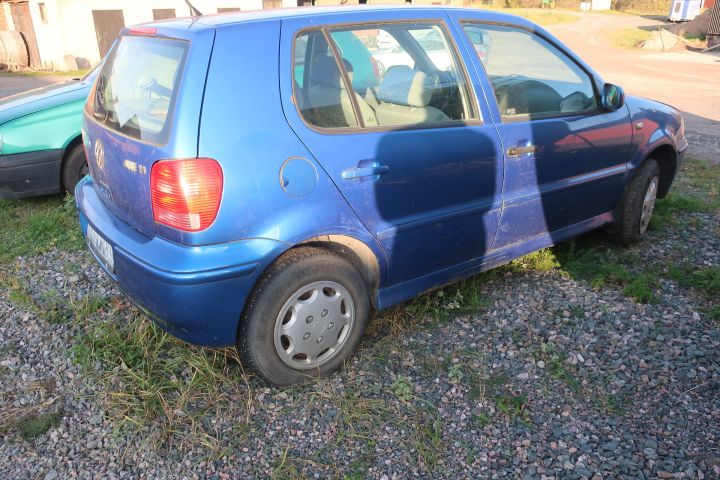719739-10 Volkswagen Polo 5-door 1.4 Manual, 75hp, 2001 [renovation object]